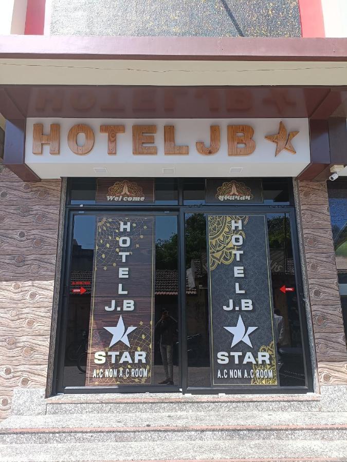 Hotel Jb Star Мандви Экстерьер фото