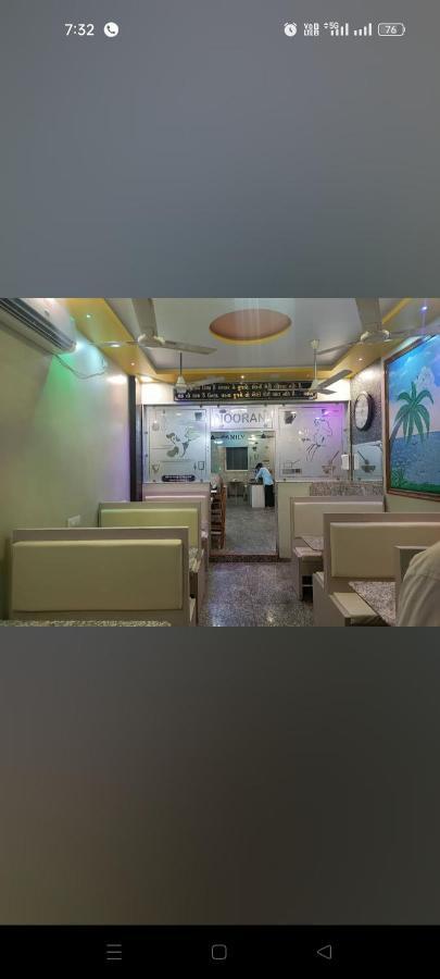 Hotel Jb Star Мандви Экстерьер фото