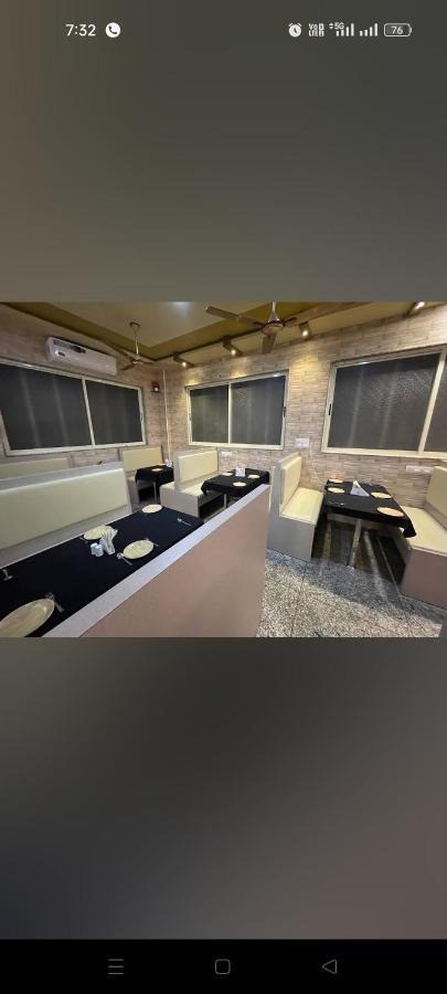 Hotel Jb Star Мандви Экстерьер фото